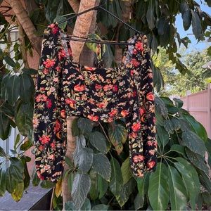 Urban Outfitters black floral long sleeve Romantic crop top !